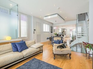 End terrace house for sale in Tantallon Road, London SW12