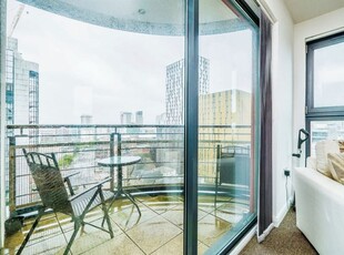 Flat for sale in Churchill Way, Cardiff CF10