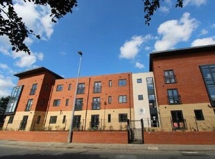 Flat to rent in 266 Lower Broughton Road, Salford M7