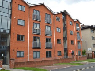 Flat to rent in 2D Newcastle Street, Hulme, Manchester M15