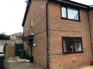 Flat to rent in Kestrel View, Weymouth DT3