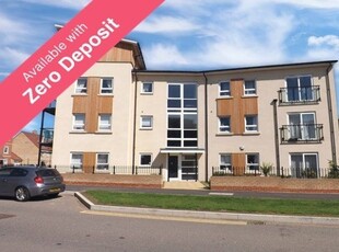 Flat to rent in Planets Way, Biggleswade SG18
