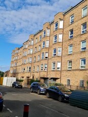 Flat to rent in Shawlands, Tantallon Road, Unfurnished G41