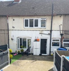 Flat to rent in Sixth Avenue, Mansfield NG19