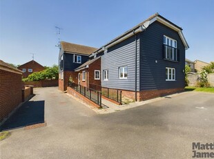 Flat to rent in Westwood Drive, West Mersea, Colchester CO5