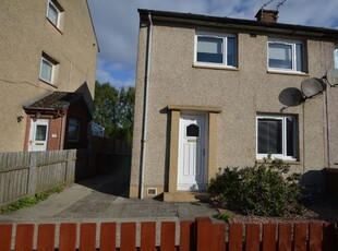 Semi-detached house to rent in Lumphinnans Road, Lochgelly KY5