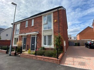 Semi-detached house to rent in Romney Way, Worcester, Worcester WR5