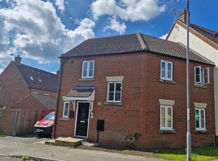 Semi-detached house to rent in Wood Green Close, Desborough, Desborough, Northants NN14