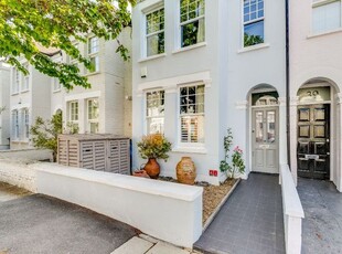 Terraced house for sale in First Avenue, London SW14