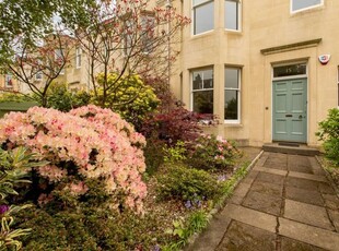 Terraced house to rent in Kingsburgh Road, Edinburgh EH12