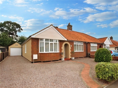 Mountfield Avenue, Hellesdon, Norwich, Norfolk, NR6 3 bedroom bungalow in Hellesdon