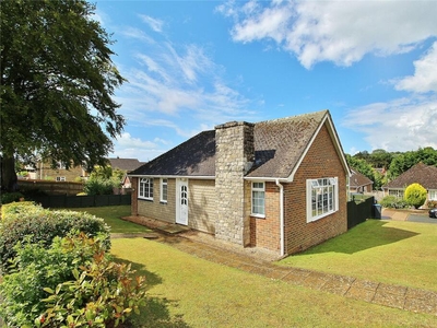 2 bedroom bungalow for sale in Hurston Close, Findon Valley, West Sussex, BN14