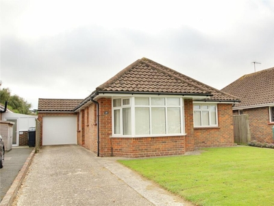 2 bedroom bungalow for sale in Thakeham Drive, Goring-by-Sea, Worthing, West Sussex, BN12