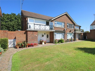 2 bedroom flat for sale in Aldsworth Avenue, Goring By Sea, Worthing, West Sussex, BN12