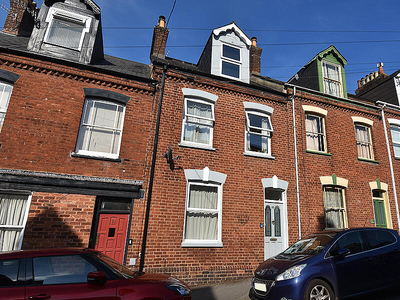 3 bedroom terraced house for sale in Portland Street, Exeter, EX1