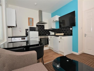 Flat to rent in Union Street, Middlesbrough, North Yorkshire TS1