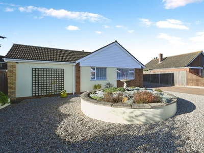 Orchard Grove, Diss - 4 bedroom detached bungalow