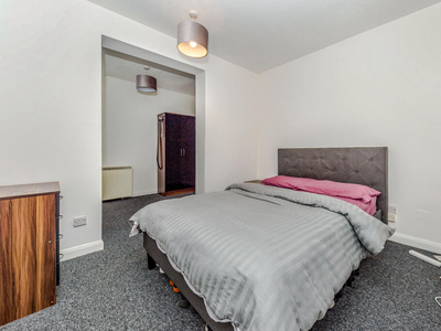 1 bedroom ground floor maisonette for sale in Hartley Road, Luton, LU2