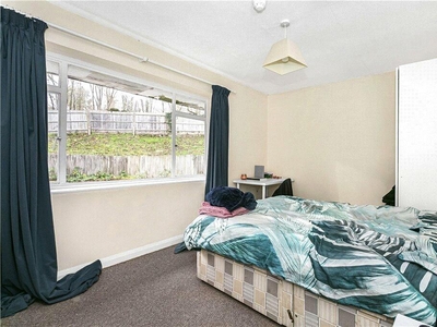 1 bedroom house share for rent in Guildford Park Avenue, Guildford, Surrey, GU2
