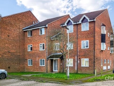 1 Bedroom Semi-detached House For Sale In Waltham Cross, Hertfordshire