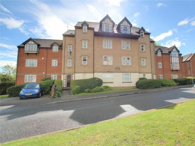 2 bedroom apartment for sale in Ashdown House, Rembrandt Way, Reading, Berkshire, RG1