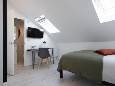 2 bedroom house share for rent in De La Beche Street, Swansea, Wales, SA1