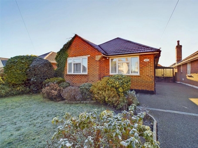 3 bedroom bungalow for sale in Petersfield Road, Bournemouth, BH7