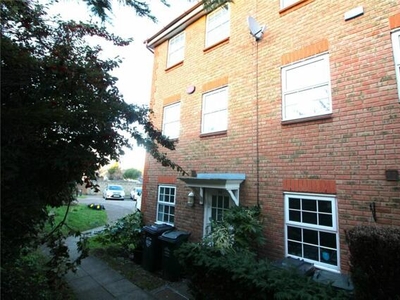 3 Bedroom End Of Terrace House For Rent In Dartford, Kent