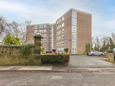 3 Bedroom Flat For Sale In The Grove, Gosforth