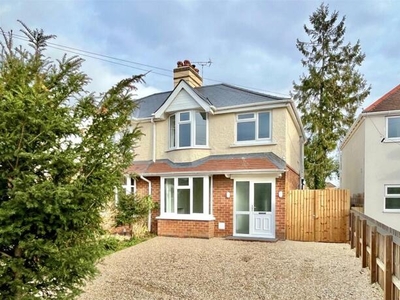 3 Bedroom Semi-detached House For Sale In Churchdown