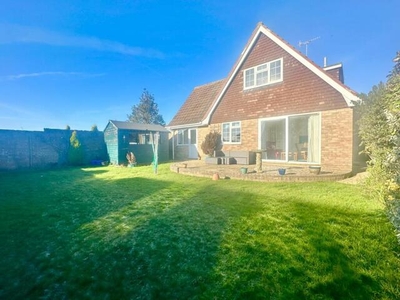 4 Bedroom Chalet For Sale In Bexhill-on-sea