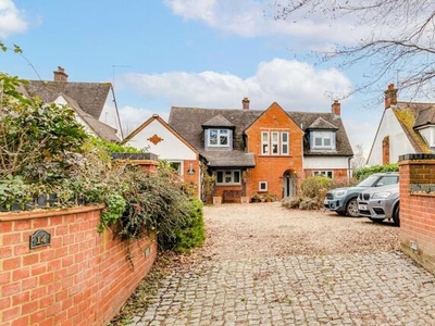 4 Bedroom Detached House For Sale In Knebworth, Hertfordshire