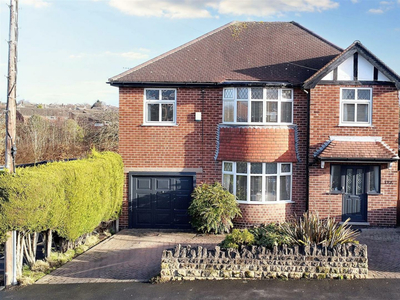 4 bedroom detached house for sale in Somersby Road, Woodthorpe, Nottingham, NG5