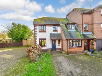4 Bedroom End Of Terrace House For Sale In Arundel
