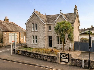 4 Bedroom House Camborne Cornwall