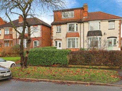 4 Bedroom Semi-detached House For Sale In Birmingham, Warwickshire