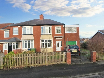 4 bedroom semi-detached house for sale in West Avenue, Westerhope, Newcastle upon Tyne, Tyne and Wear, NE5 5JH, NE5