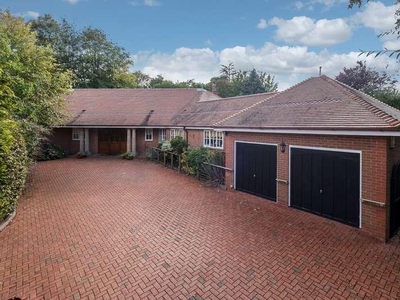 4 bed house for sale in Bedroom Property In Kelsall,
CW6, Tarporley