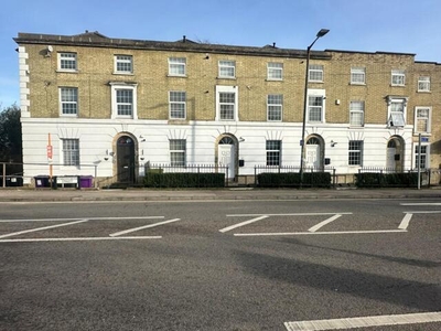 1 Bedroom Apartment For Rent In Royston