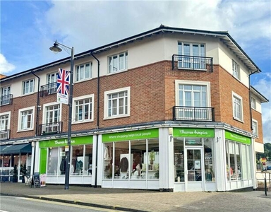 1 Bedroom Apartment For Sale In Crowthorne, Berkshire