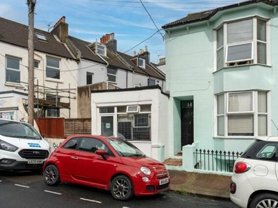 1 Bedroom End Of Terrace House For Sale In Brighton, East Sussex