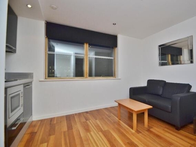 1 Bedroom Flat For Rent In 29 Wellington Street, Leeds
