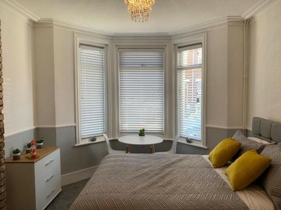 1 Bedroom House Share For Rent In Folkestone, Kent