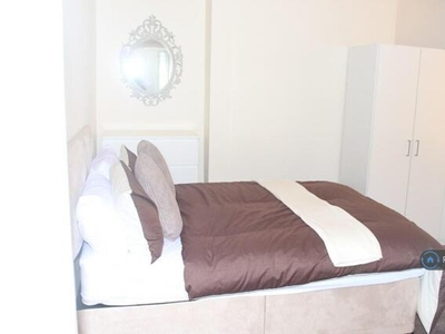 1 Bedroom House Share For Rent In Wolverhampton