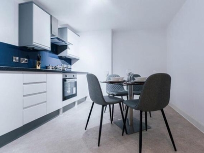 2 Bedroom Apartment For Rent In Charles Street, Bristol