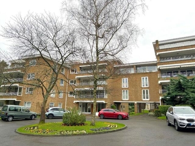 2 Bedroom Apartment For Rent In Woodford Green, Essex