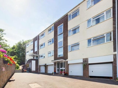 2 Bedroom Apartment For Sale In Clevedon, North Somerset