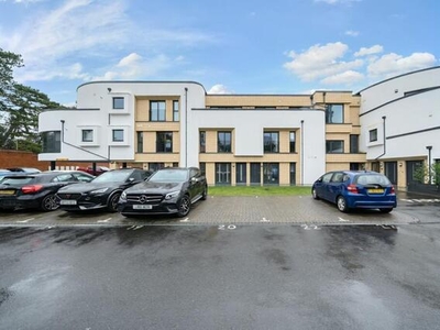 2 Bedroom Apartment For Sale In Oaks View Court Lane