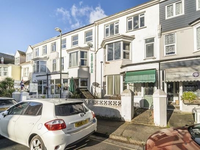 2 Bedroom Apartment For Sale In Paignton