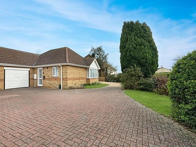 2 Bedroom Bungalow For Sale In St Osyth, Clacton-on-sea